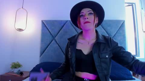 Rose online show from 12/01/25, 02:55