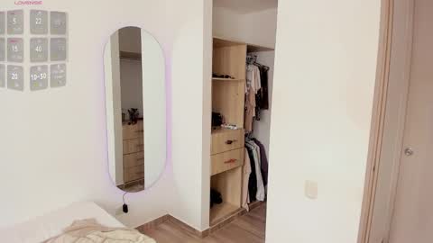 Jhoan Alexis online show from 10/24/25, 03:52