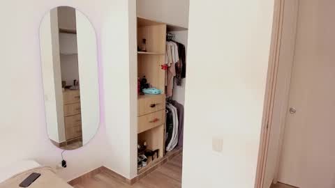 Jhoan Alexis online show from 11/07/25, 04:51