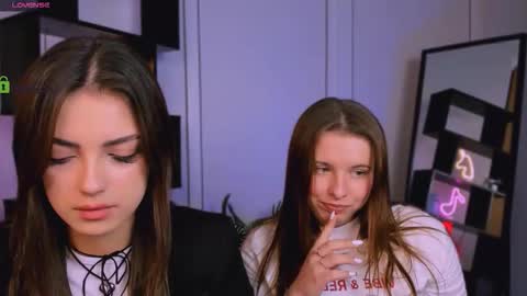 Snapshot of rose_style chatting on 09/29/25, 07:19 rose online show from 09/29/25, 07:19