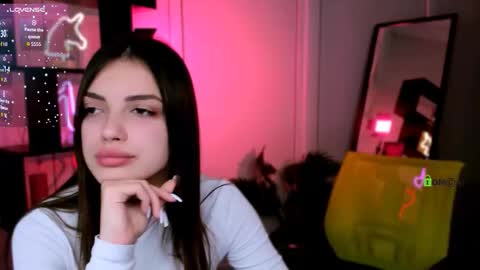 Snapshot of rose_style chatting on 11/26/25, 07:15 rose online show from 11/26/25, 07:15