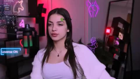 Snapshot of rose_style chatting on 11/30/25, 09:35 rose online show from 11/30/25, 09:35