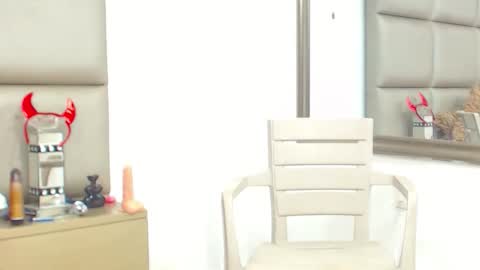 rose_valentiine online show from 06/08/26, 08:42