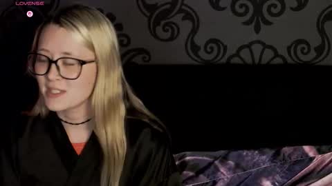 Kinky Inky online show from 12/20/25, 02:18