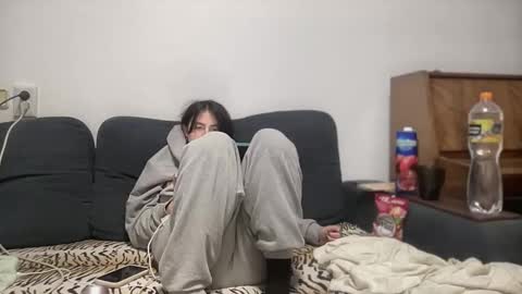 Snapshot of rosea_champagne chatting on 09/25/25, 11:58 Rose and the Collector online show from 09/25/25, 11:58