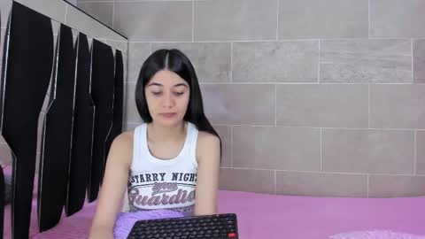 Rose y Miah online show from 02/18/25, 07:10