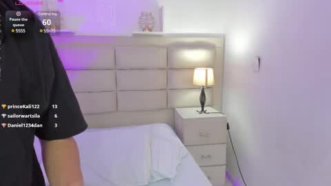 Rose online show from 02/17/25, 06:59