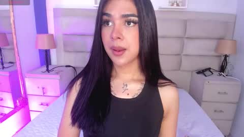 Rose online show from 09/19/25, 03:13