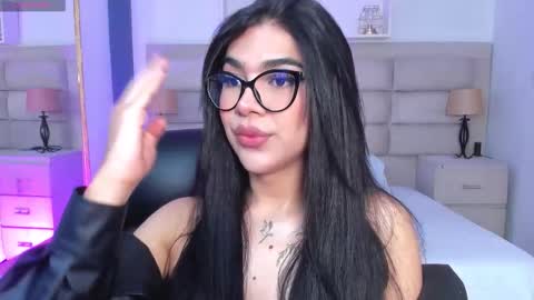 Rose online show from 09/21/25, 01:24