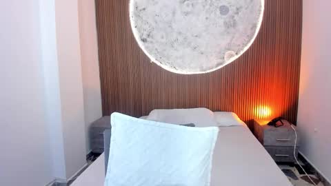 Rose online show from 03/09/26, 02:10