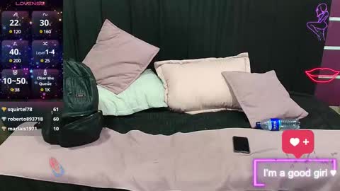 Snapshot of roseesmith_ chatting on 02/28/25, 05:59 R O S E S M I T H online show from 02/28/25, 05:59