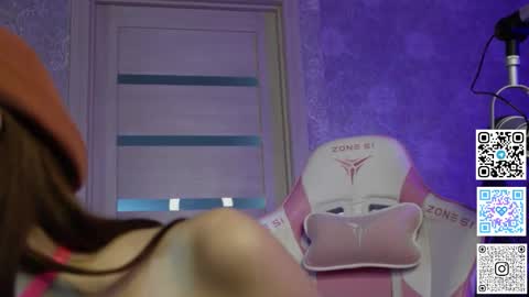 Snapshot of roseess_ chatting on 03/03/25, 08:11 roseess_ online show from 03/03/25, 08:11