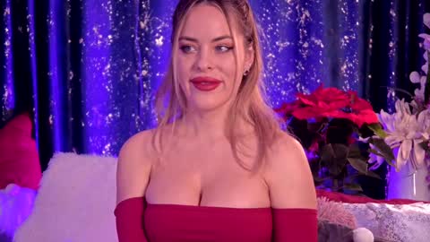 Snapshot of roseevansx chatting on 12/07/24, 03:41 Sonia online show from 12/07/24, 03:41