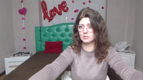 Snapshot of rosehille chatting on 02/23/26, 06:16 RoseHille online show from 02/23/26, 06:16