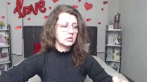 Snapshot of rosehille chatting on 03/03/26, 06:14 RoseHille online show from 03/03/26, 06:14