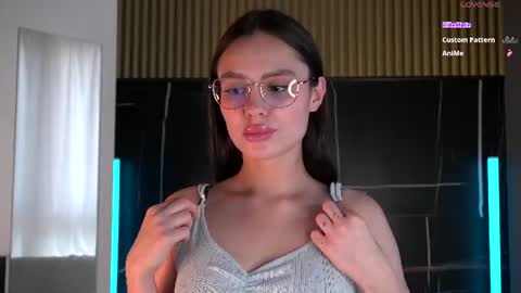 Snapshot of rosekira chatting on 08/03/26, 09:04 Daddys girl Kira online show from 08/03/26, 09:04