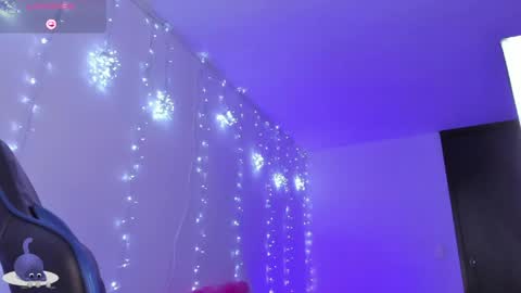 Rose online show from 04/16/26, 09:50