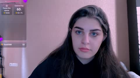 Rose online show from 11/11/25, 06:13