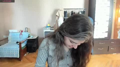 Rose online show from 04/27/26, 12:03