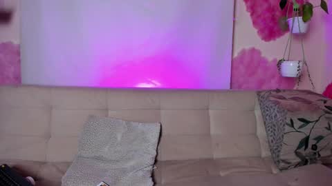 Lyla OF roselinedior online show from 02/17/25, 05:53