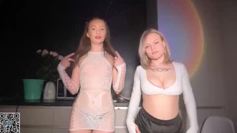 Sophie and Sarah online show from 03/08/26, 07:17