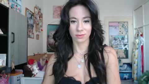 Rose online show from 11/03/25, 03:13