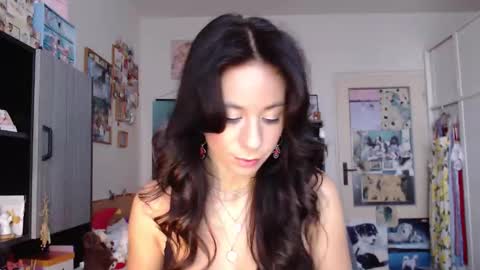 Rose online show from 12/17/25, 01:06