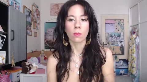 Rose online show from 02/04/26, 01:17