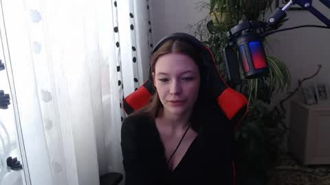 Lina online show from 04/04/26, 11:29