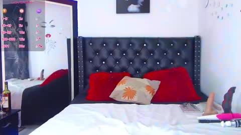 roseramiirez online show from 11/13/25, 11:25