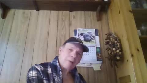 roses2u1958 online show from 03/17/26, 11:02