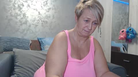 Lovepinklilly online show from 02/03/26, 06:24