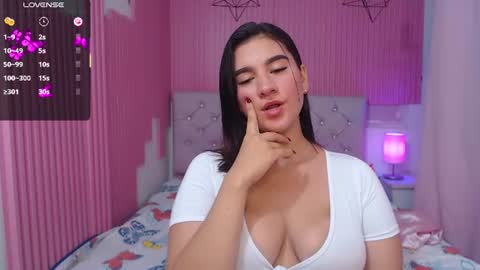 roses_liittle_ online show from 07/01/26, 11:37
