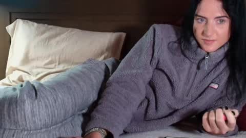 Snapshot of rosetalkxxx chatting on 03/06/25, 11:53 Rosie online show from 03/06/25, 11:53