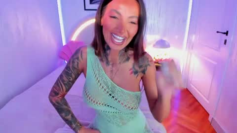 Snapshot of rosetatt chatting on 05/30/26, 03:47 Nataly online show from 05/30/26, 03:47