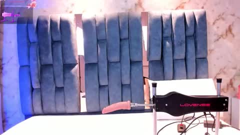 Rose online show from 10/05/25, 05:50