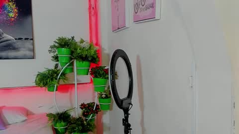 rosi_cooper online show from 11/14/25, 11:09