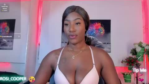 Snapshot of rosi_cooper chatting on 06/19/26, 11:14 rosi_cooper online show from 06/19/26, 11:14