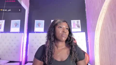 Snapshot of rosi_cooper chatting on 06/25/26, 11:15 rosi_cooper online show from 06/25/26, 11:15