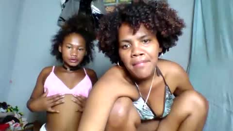 rosia22 online show from 09/21/25, 01:29