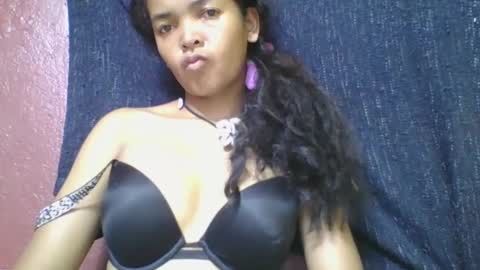 rosia685234 online show from 03/05/25, 08:10