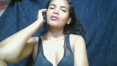 rosia685234 online show from 03/29/26, 03:45