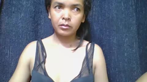 rosia685234 online show from 04/20/26, 02:25