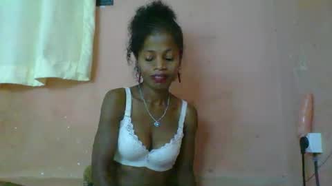 rosia online show from 03/08/25, 03:56