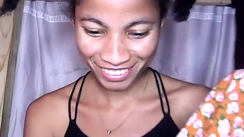 Snapshot of rosie6601 chatting on 07/22/26, 10:07 rosie6601 online show from 07/22/26, 10:07