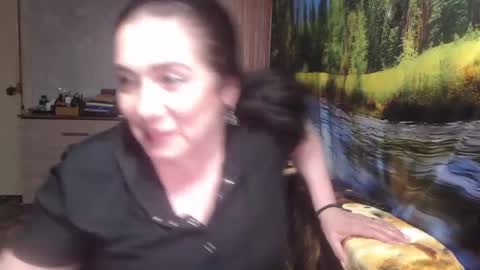 Snapshot of rositasky chatting on 06/15/26, 10:34 RositaSky online show from 06/15/26, 10:34