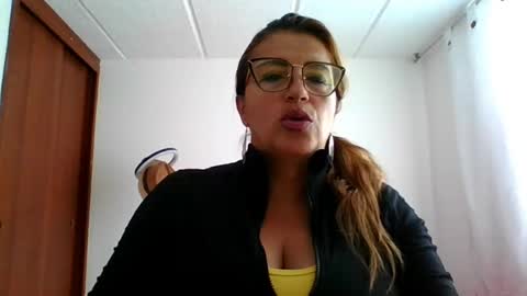 Snapshot of rossanalionheart chatting on 02/16/25, 12:10 Rossana online show from 02/16/25, 12:10