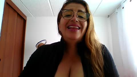 Snapshot of rossanalionheart chatting on 02/16/25, 03:16 Rossana online show from 02/16/25, 03:16