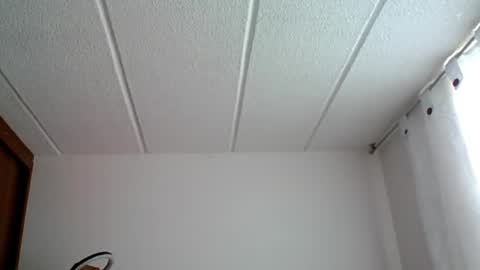 Snapshot of rossanalionheart chatting on 02/16/25, 06:21 Rossana online show from 02/16/25, 06:21