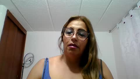 Snapshot of rossanalionheart chatting on 02/20/25, 10:59 Rossana online show from 02/20/25, 10:59